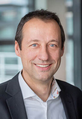 Profilbild von Prof. Dr.-Ing. Markus Lienkamp, Lehrstuhlinhaber für Fahrzeugtechik an der TU München sowie MCube Co-Direktor und Mitglied des MCube Strategieteams.